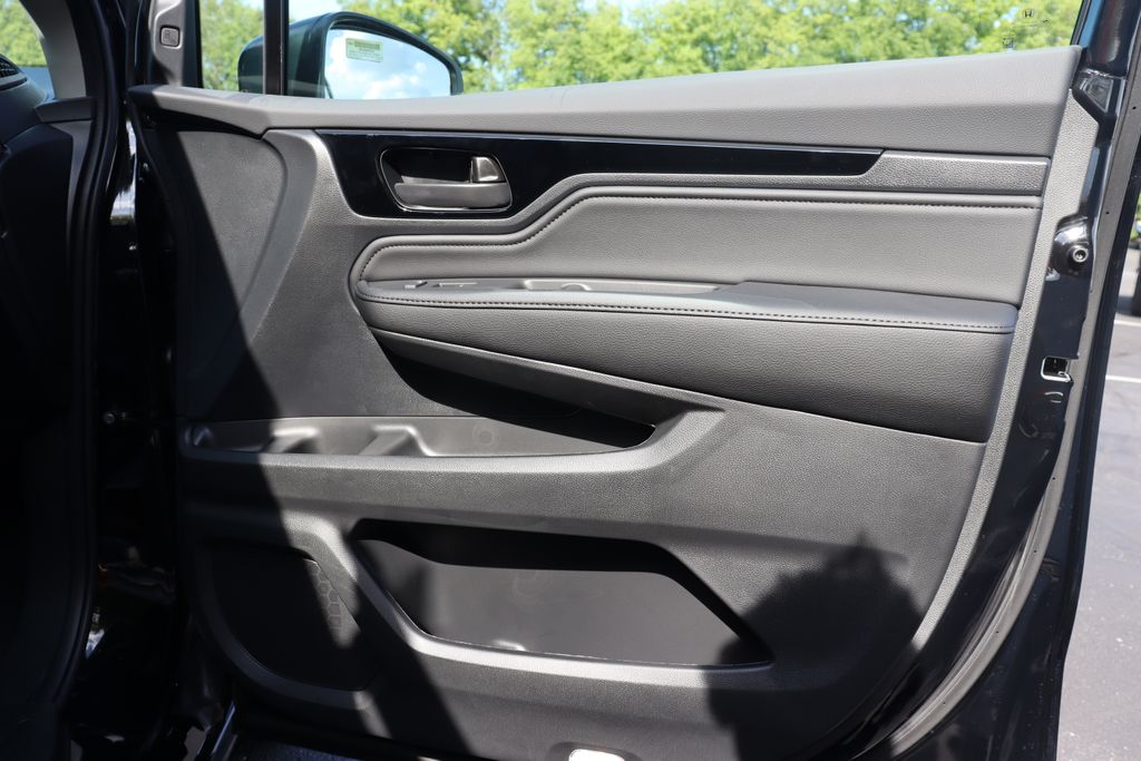 Thumbnail: 2026 Honda Odyssey - 21