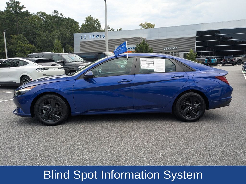 2022 Hyundai Elantra Hybrid Blue