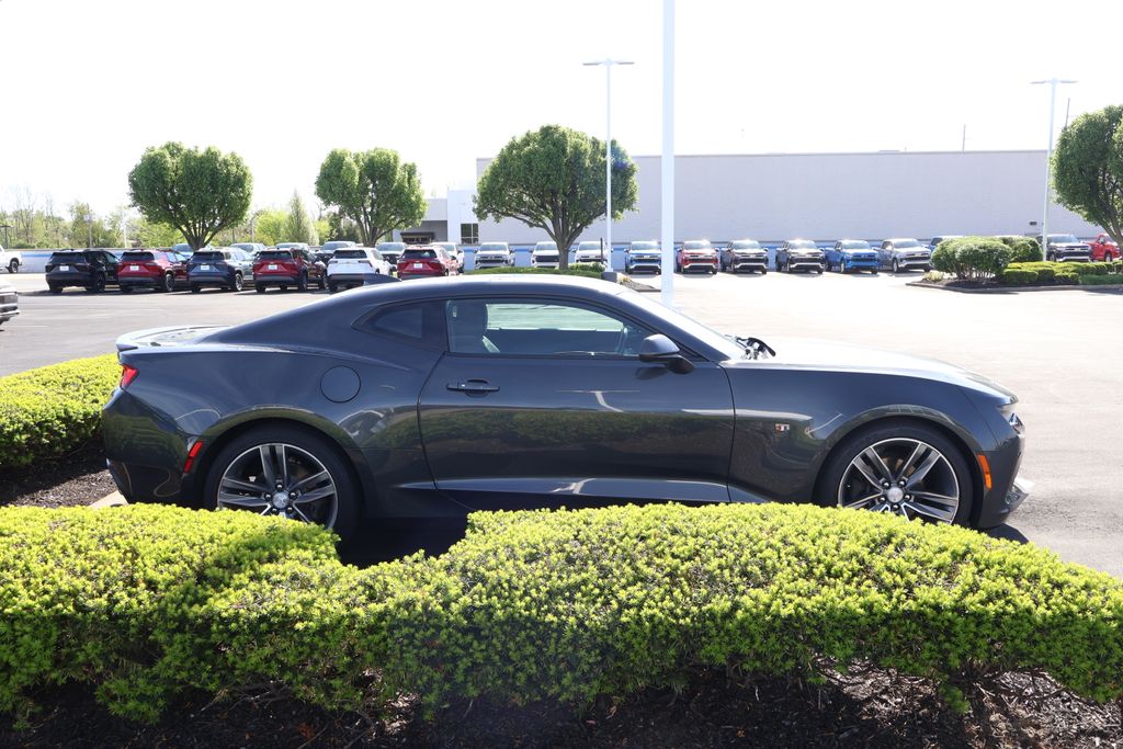 2017 Chevrolet Camaro  7