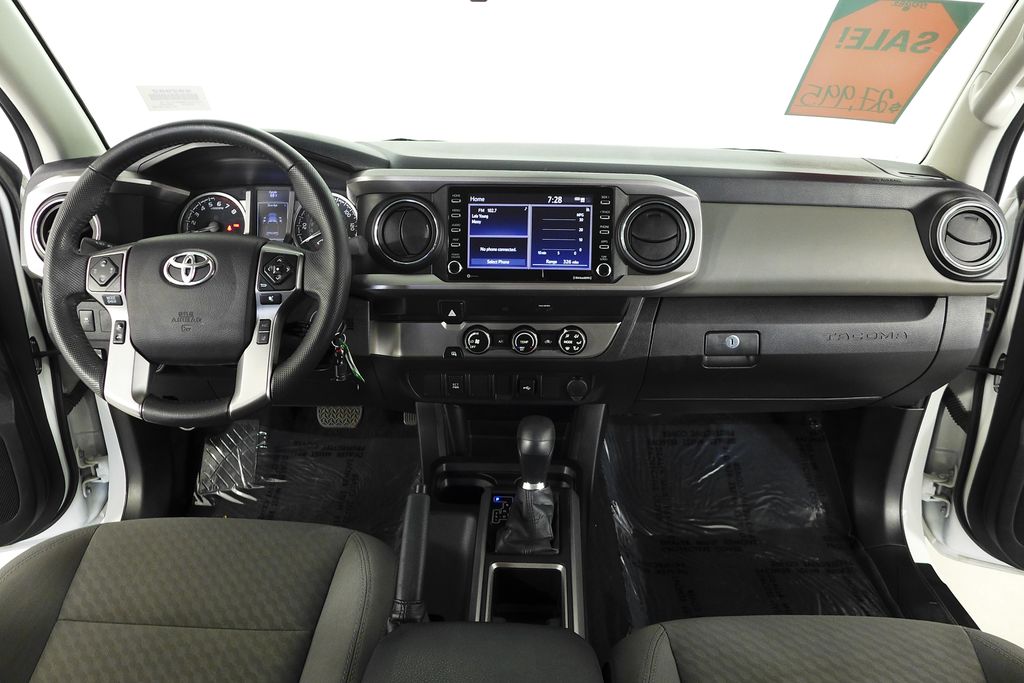 2021 Toyota Tacoma SR5 24