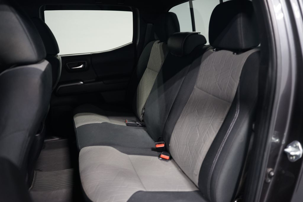2022 Toyota Tacoma TRD Sport 29