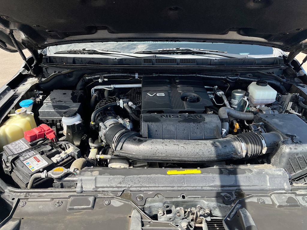 Used 2022 Gray Nissan SV image 26