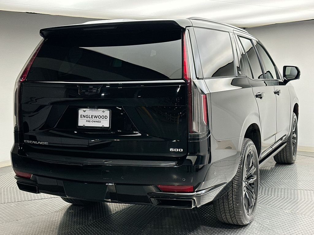 2021 Cadillac Escalade Sport Platinum 3