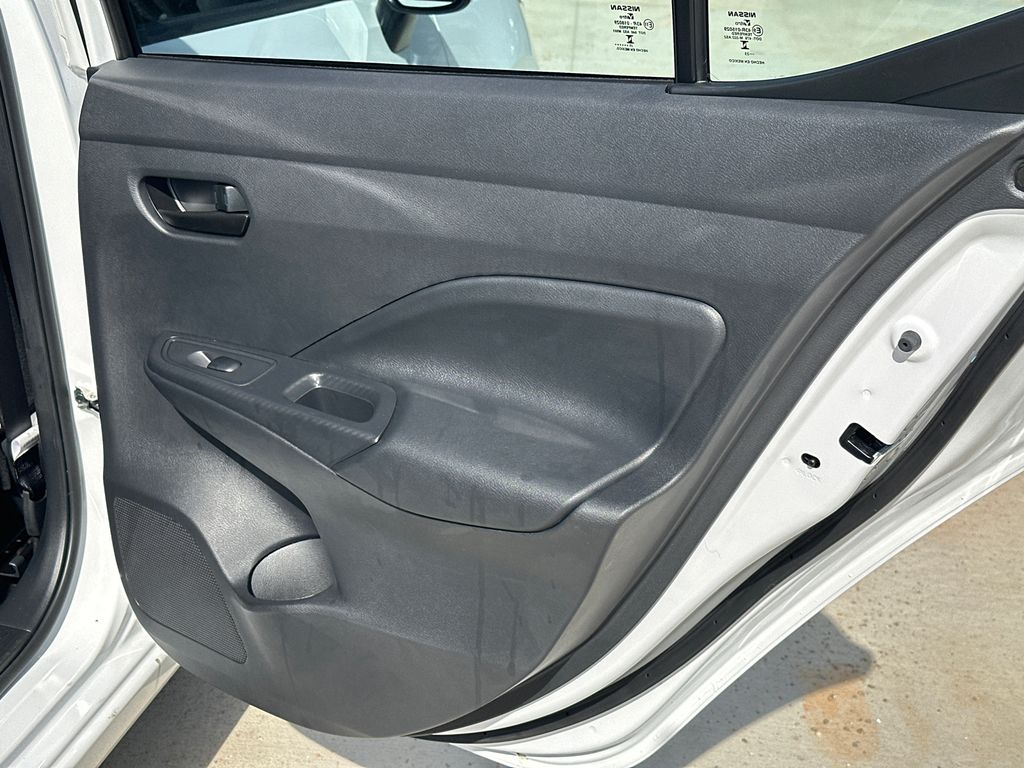 Used 2025 White Nissan 1.6 S image 17