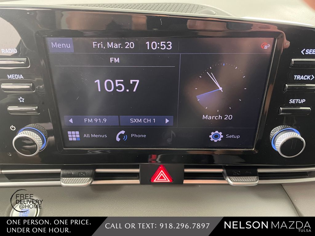 Used 2022 Black Hyundai SEL image 26