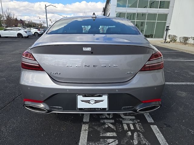 2025 Genesis G70  7