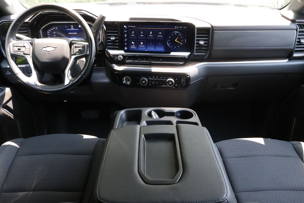 2022 Chevrolet Silverado 1500 LT 16