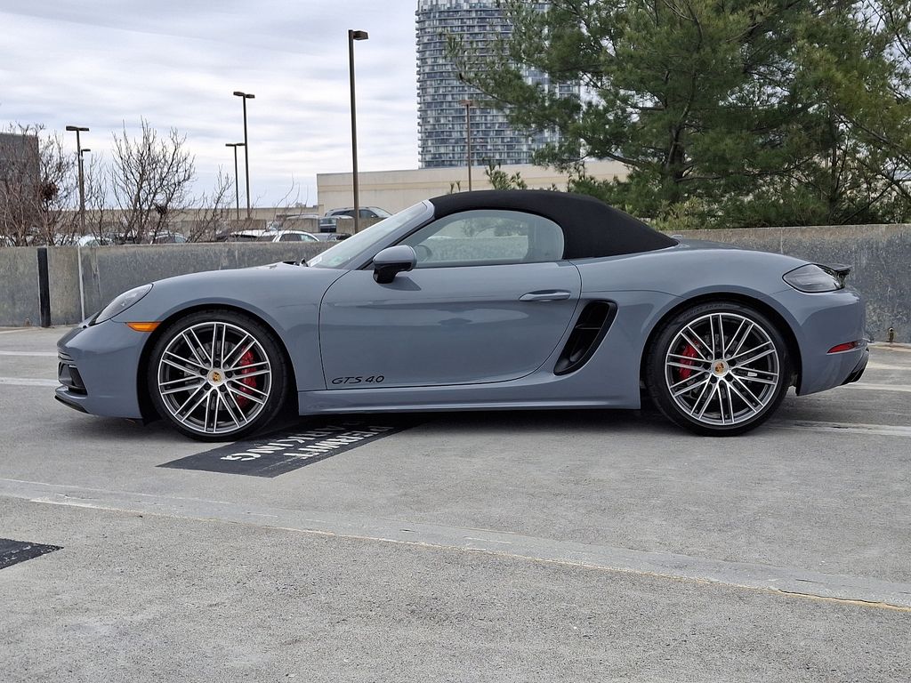 2024 Porsche 718 Boxster GTS 2