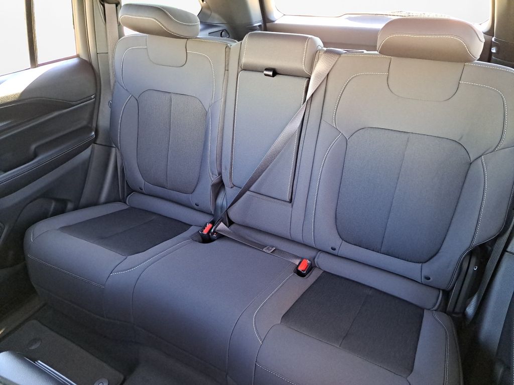 New Car 2025 Jeep Grand Cherokee  Laredo X For Sale Under $35,000 In Austin, Texas