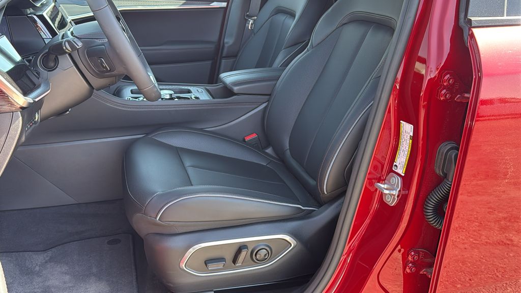 2025 Jeep Wagoneer S Limited - Photo 9