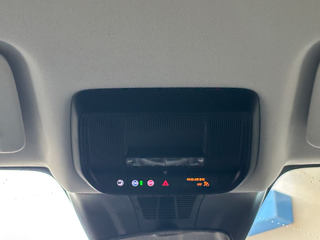 Thumbnail: 2025 Honda Prologue - 21