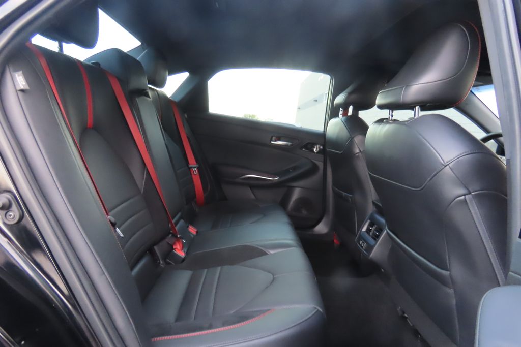 Thumbnail: 2021 Toyota Avalon - 21