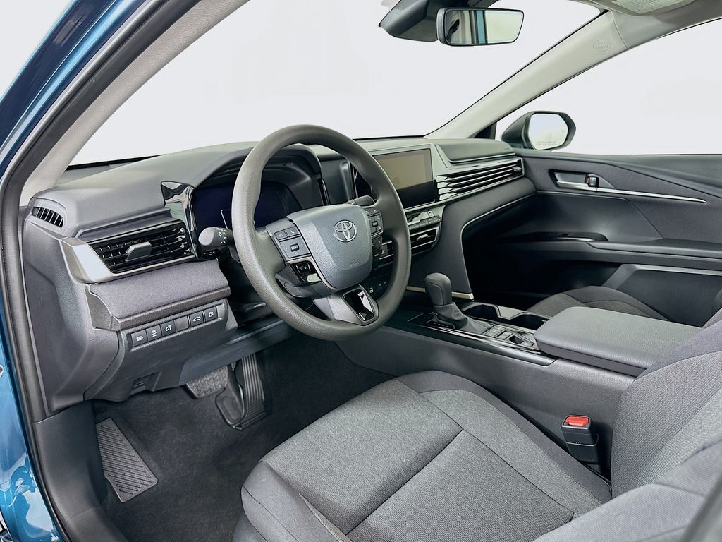 Thumbnail: 2025 Toyota Camry - 9