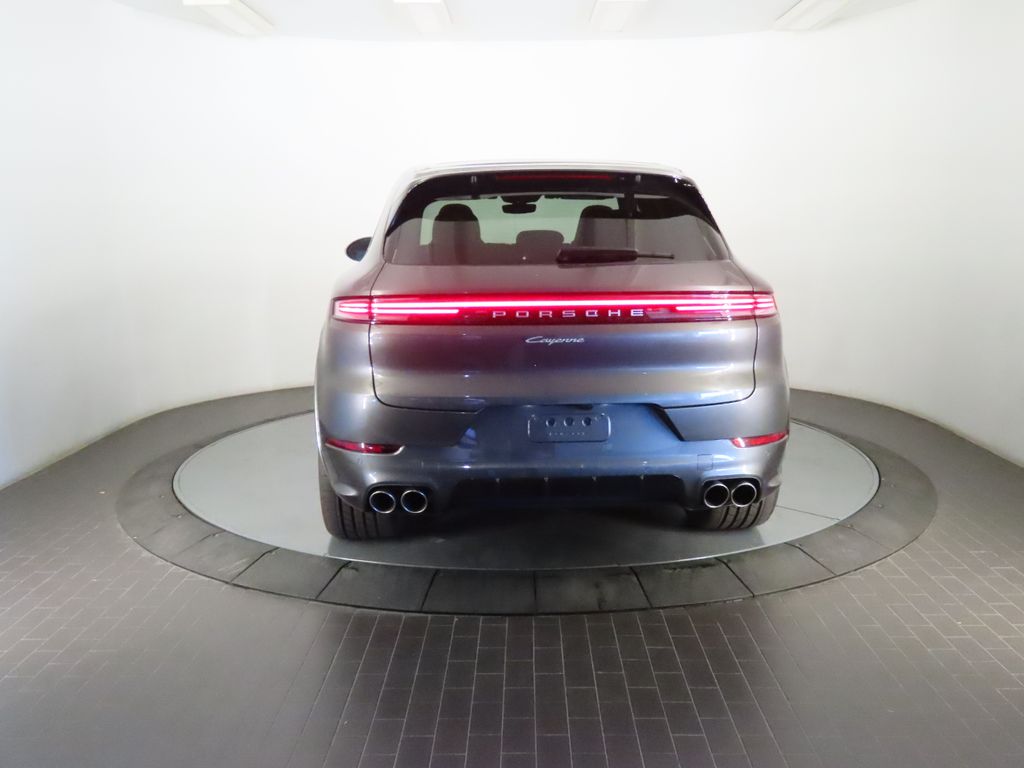 Thumbnail: 2026 Porsche Cayenne - 6