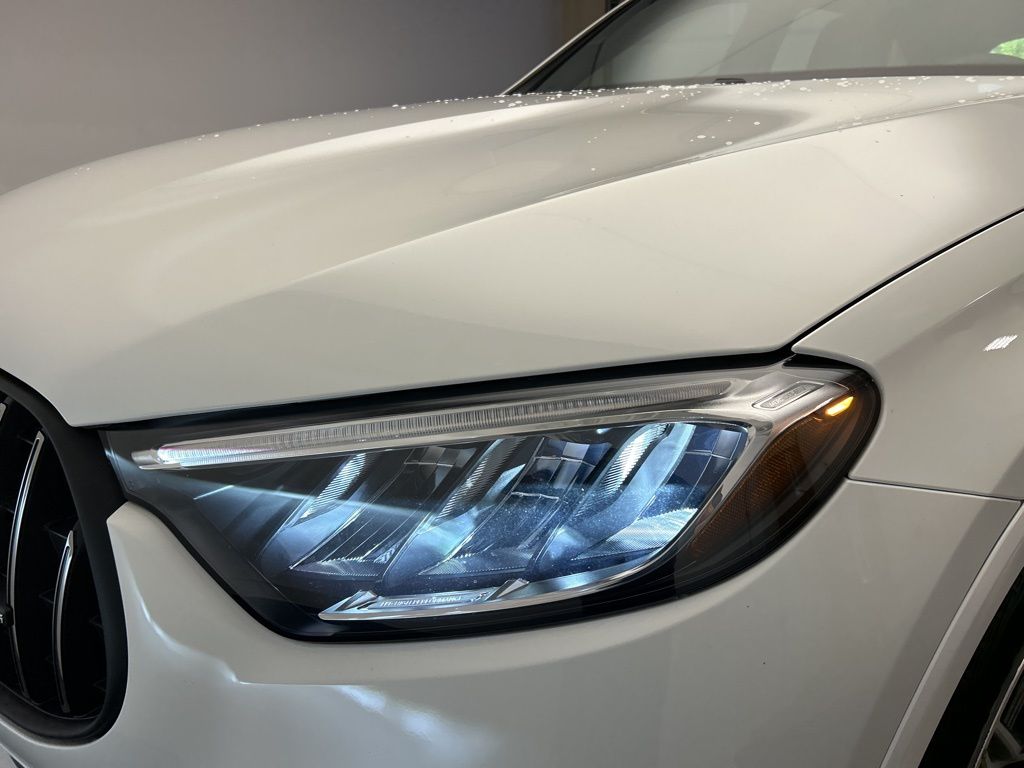 Thumbnail: 2026 Mercedes-Benz GLC - 9