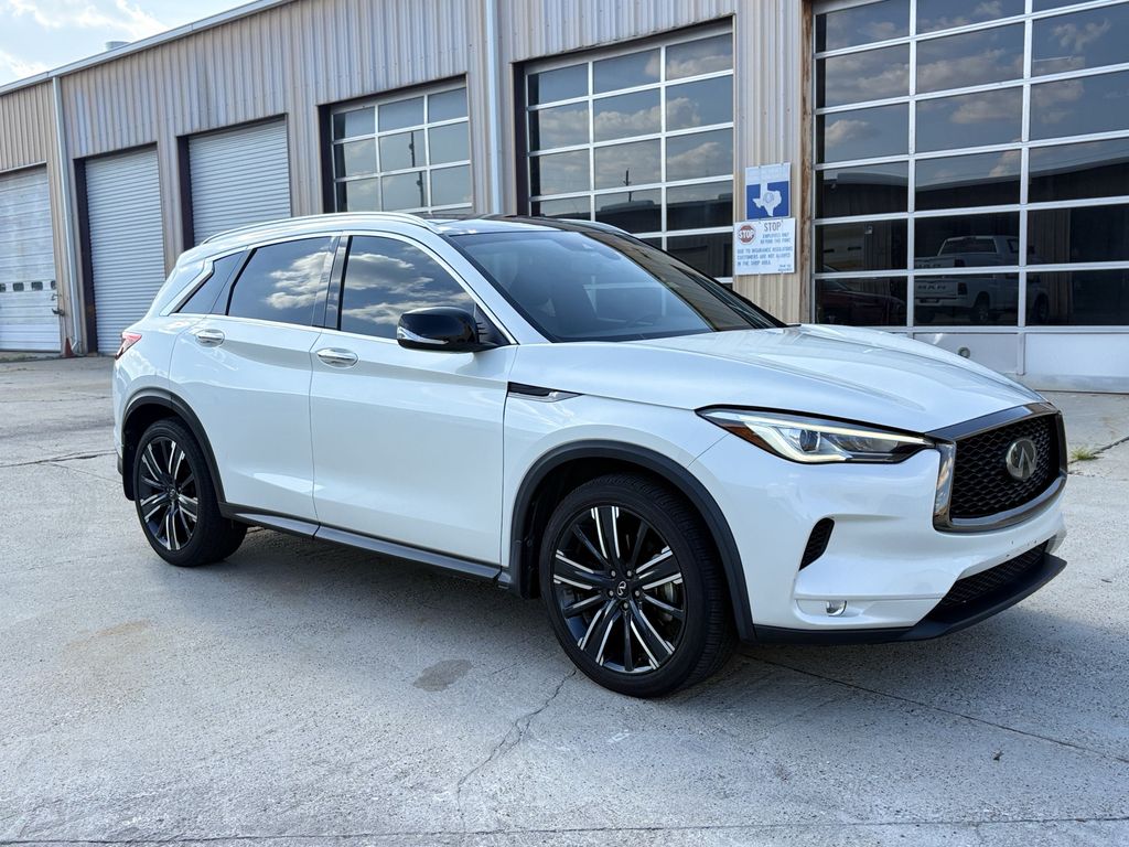 2021 INFINITI QX50 LUXE - 2