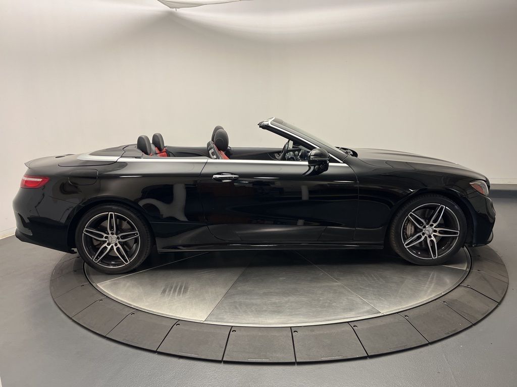 Thumbnail: 2019 Mercedes-Benz E-Class - 9