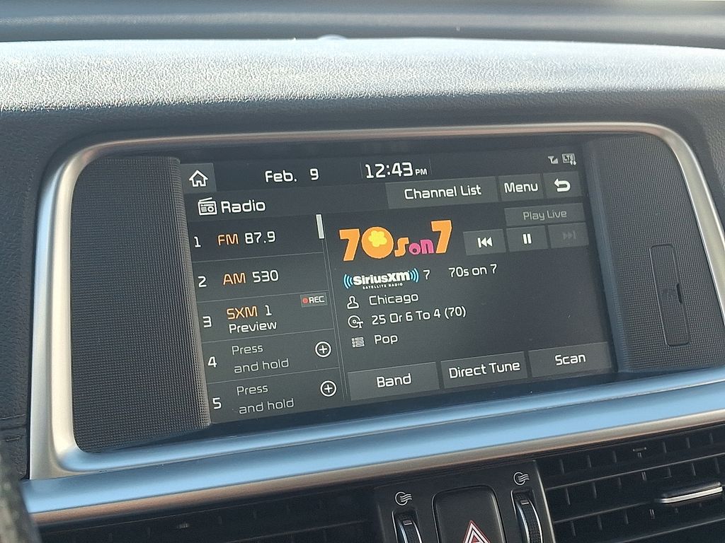 Thumbnail: 2019 Kia Optima - 19