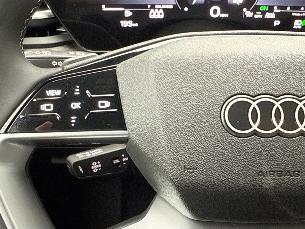 Thumbnail: 2025 Audi Q5 - 11