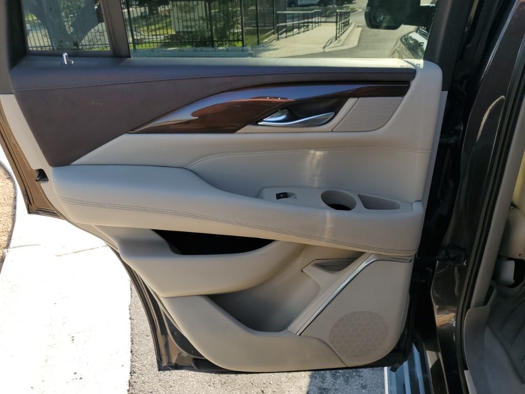 2017 Cadillac Escalade  Luxury In Austin, Texas