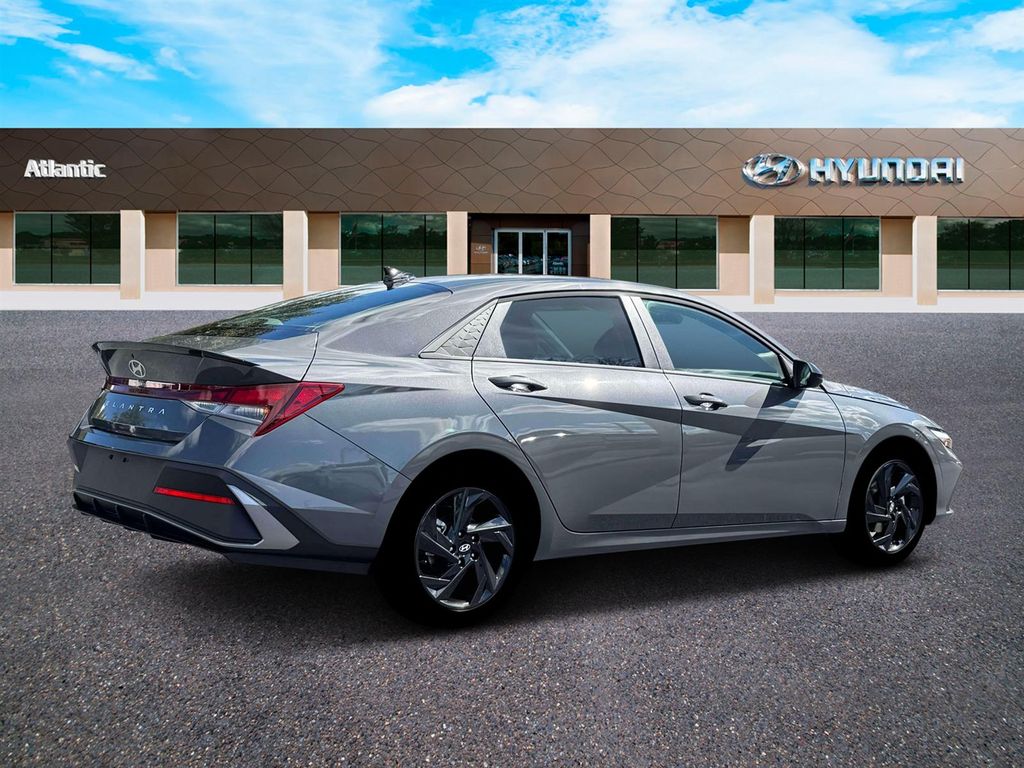 New 2026 Hyundai Elantra Sedan