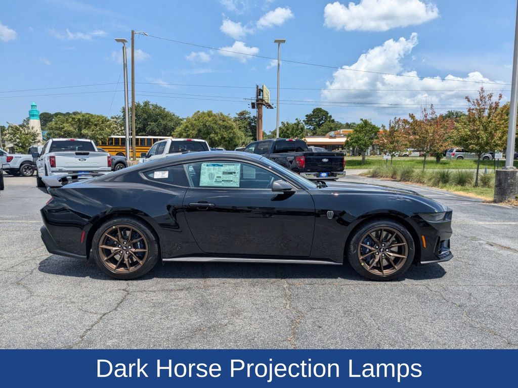 2025 Ford Mustang Dark Horse