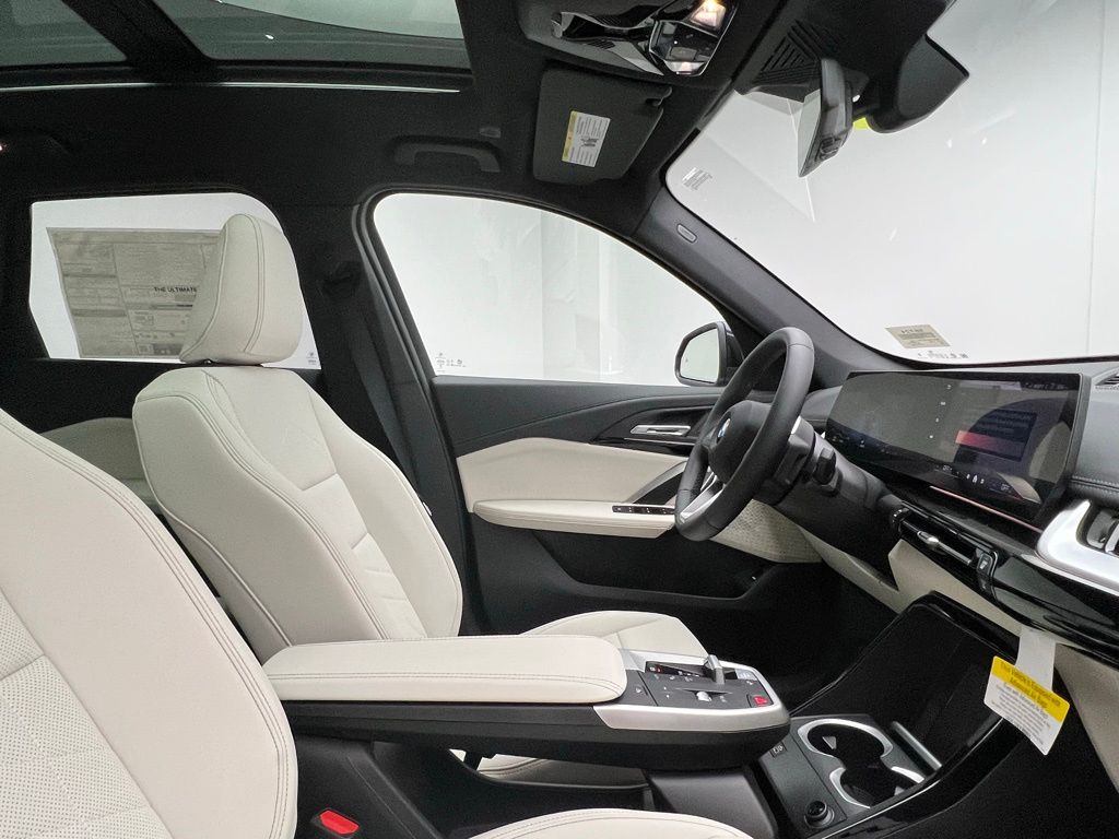 Thumbnail: 2026 BMW X1 - 6