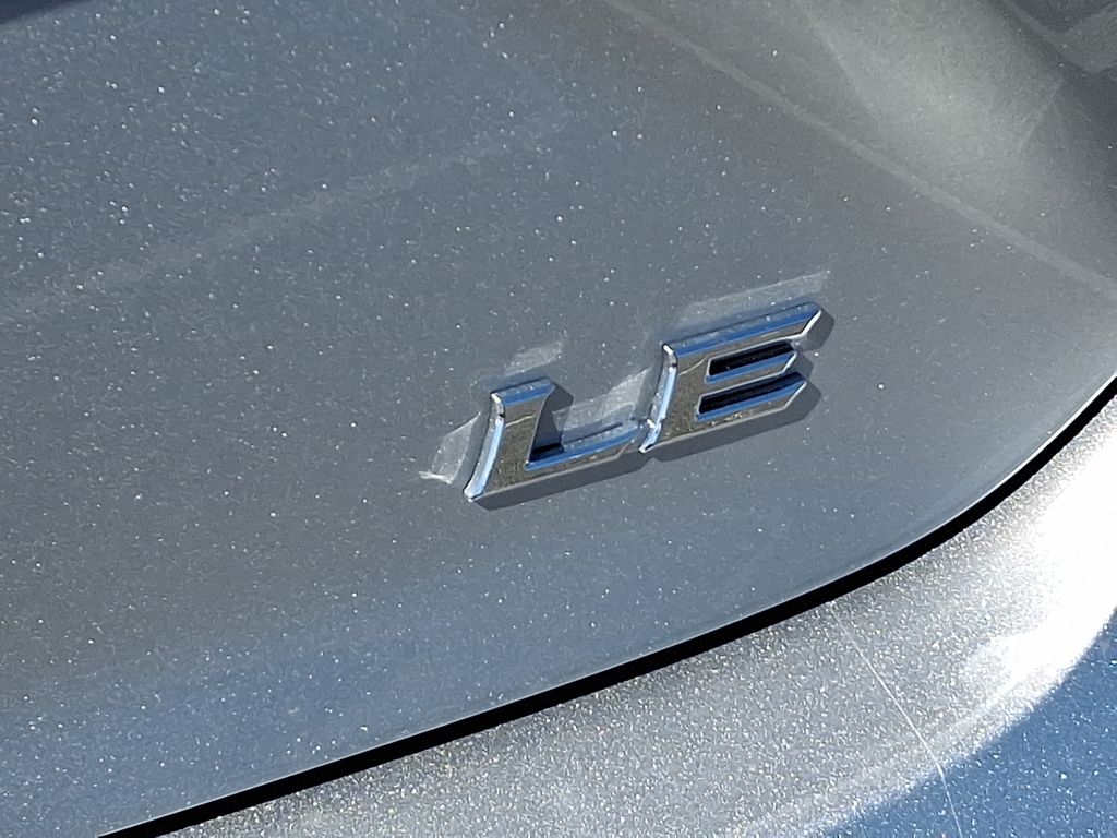 Thumbnail: 2025 Toyota Camry - 31