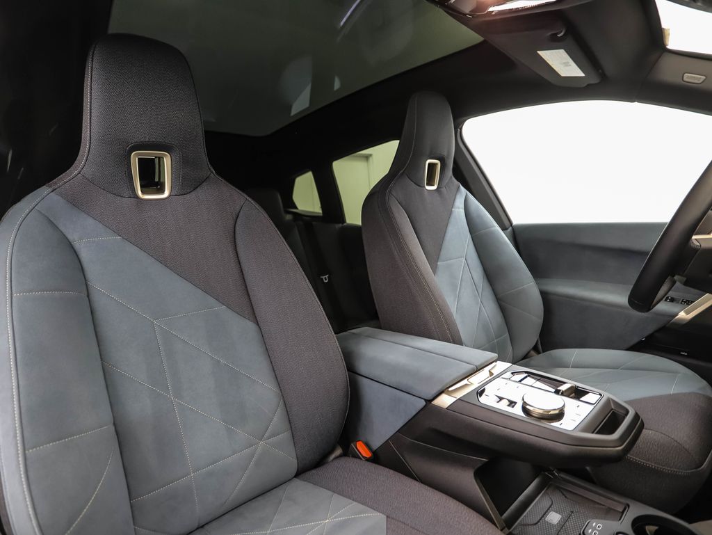 Thumbnail: 2026 BMW iX - 32