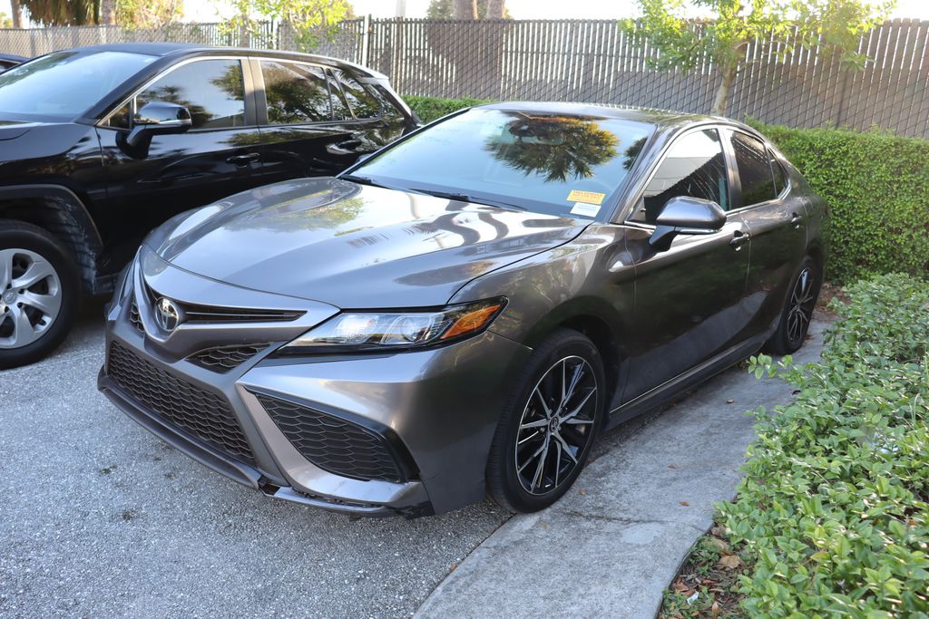 2024 Toyota Camry SE -
                West Palm Beach, FL