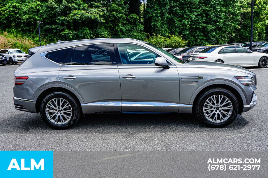 Used 2025 Silver Genesis 2.5T image 9
