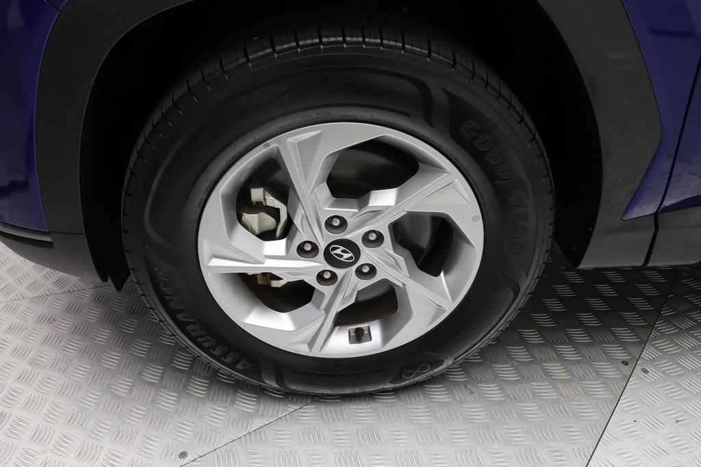 Thumbnail: 2024 Hyundai Tucson - 4