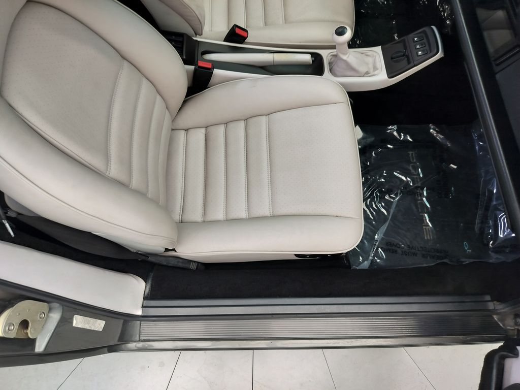 Thumbnail: 1992 Porsche 911 - 10