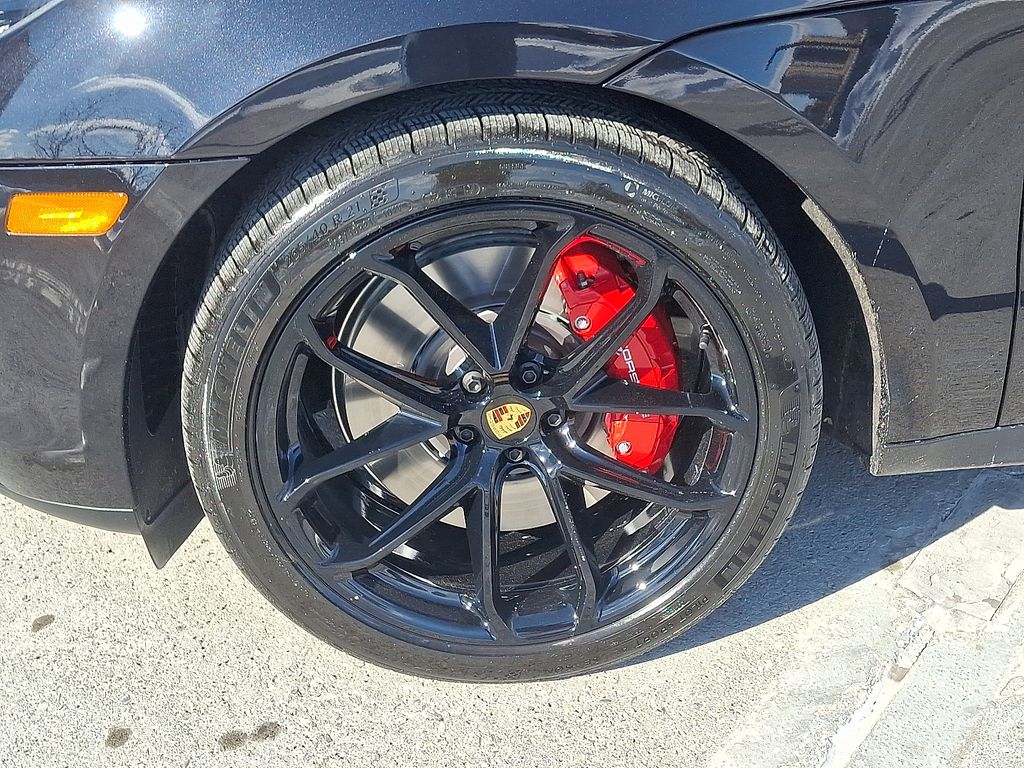 Thumbnail: 2026 Porsche Macan - 11