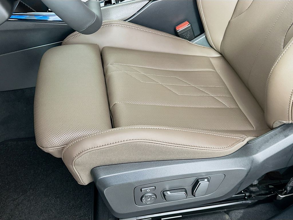 Thumbnail: 2026 BMW X3 - 21