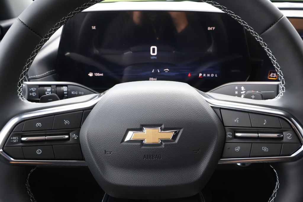 Thumbnail: 2027 Chevrolet Traverse - 21