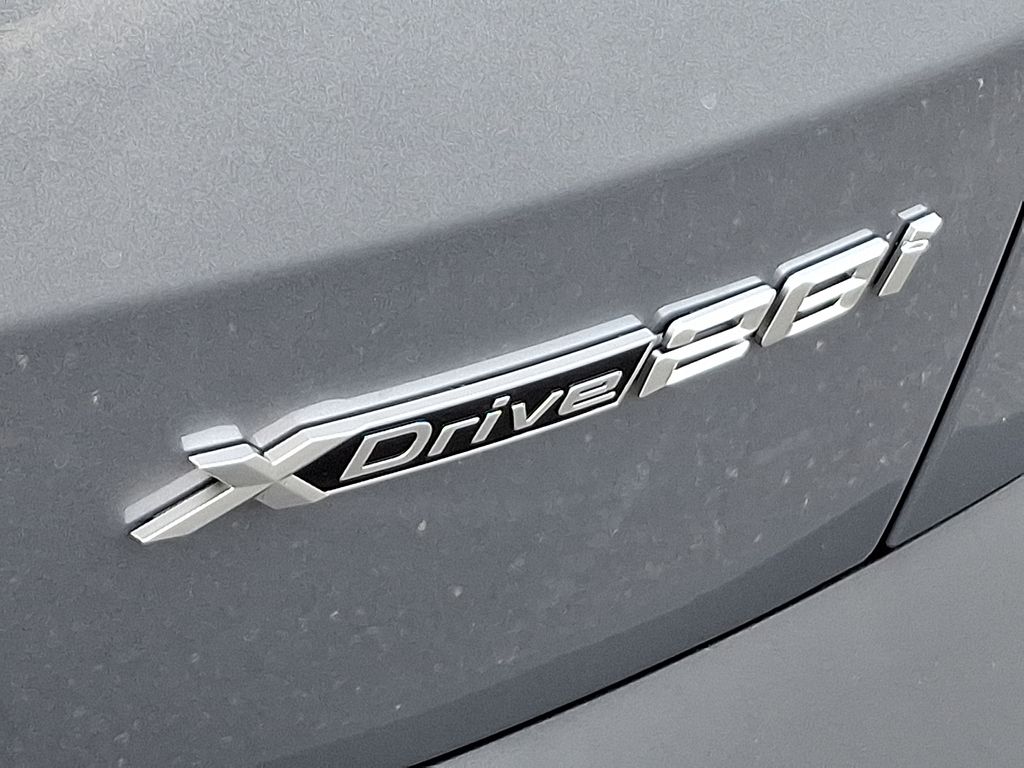 Thumbnail: 2026 BMW X2 - 12