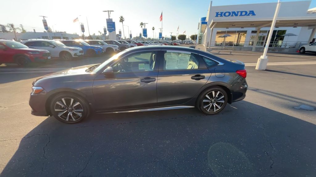 Thumbnail: 2024 Honda Civic - 5