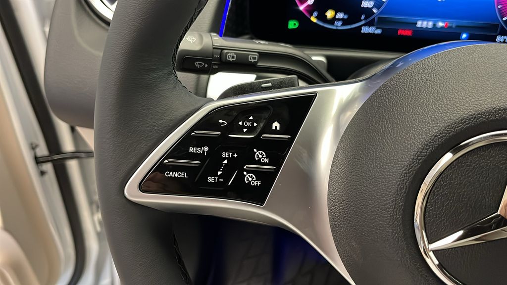2025 Mercedes-Benz GLB 250 14