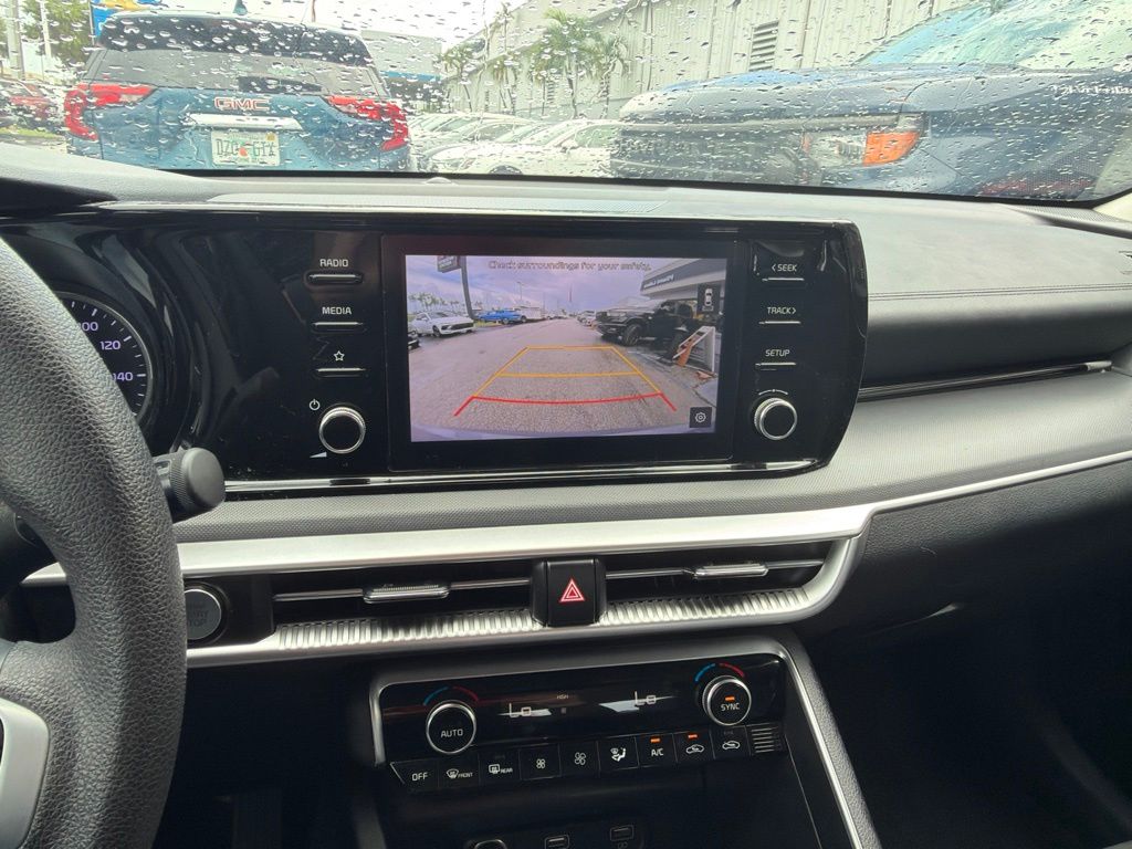 Used 2024 Everlasting Silver Kia LXS image 2