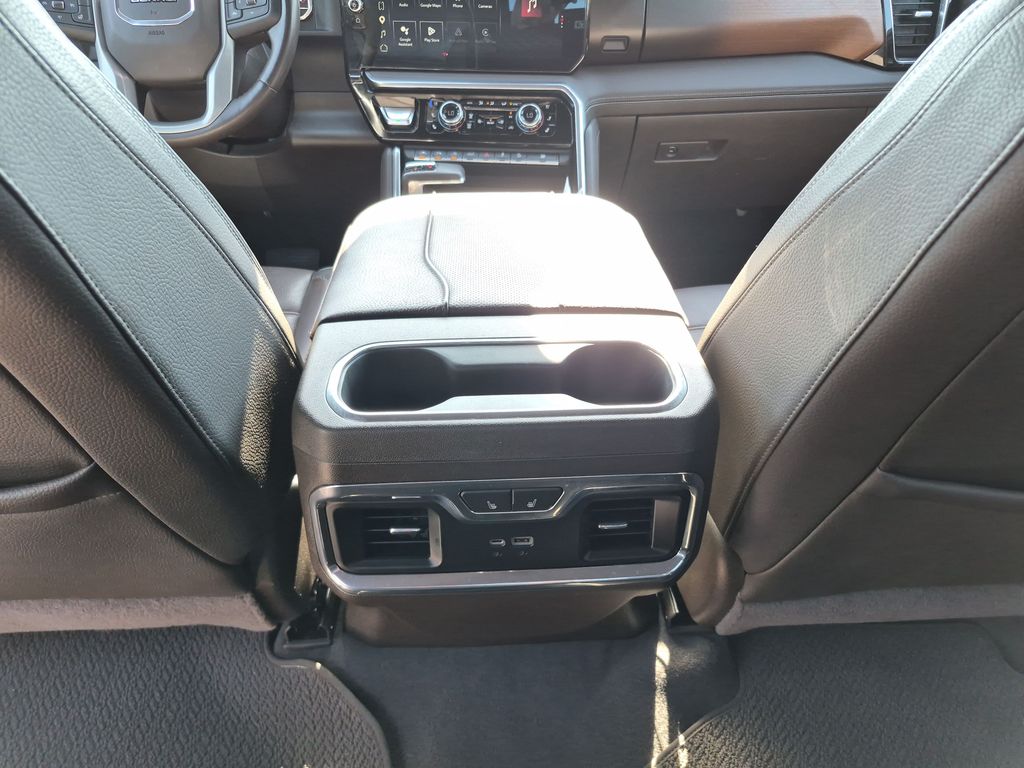 Used 2023 White GMC Denali image 35
