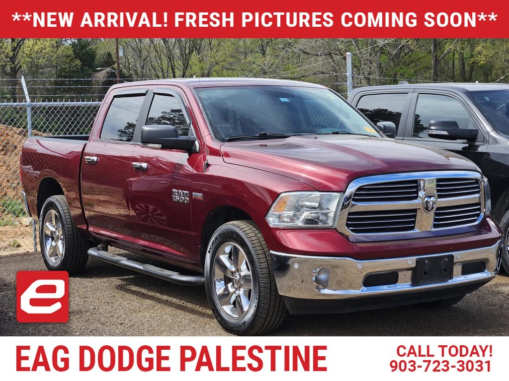 2017 RAM 1500 Lone Star Crew Cab 4WD