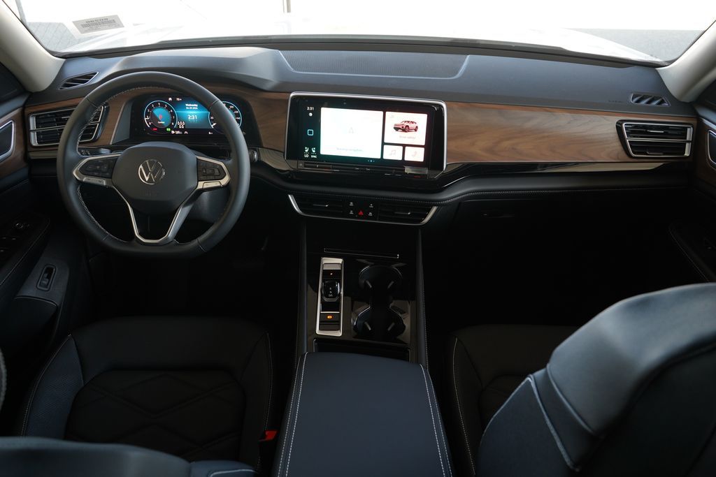 Thumbnail: 2026 Volkswagen Atlas - 9
