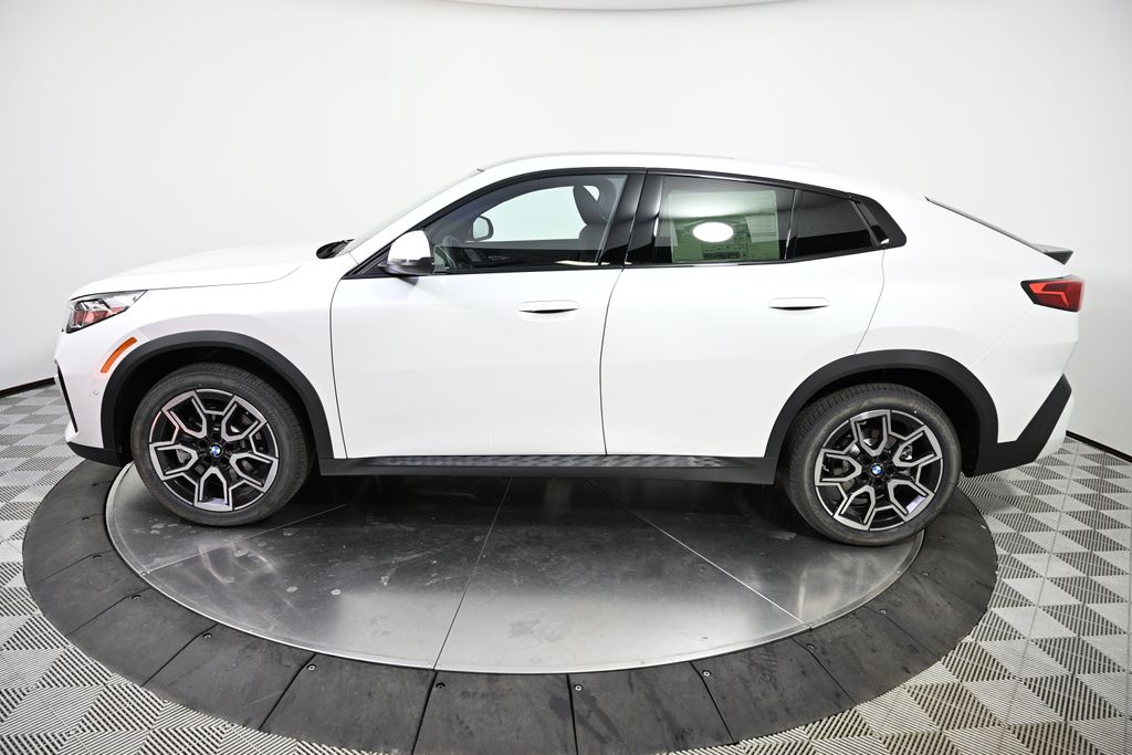 2025 BMW X2 xDrive28i 2