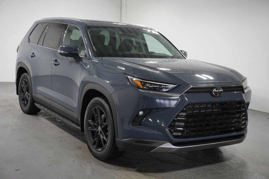 Thumbnail: 2026 Toyota Grand Highlander - 3