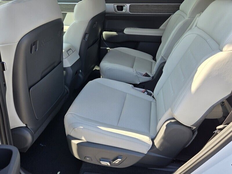 2027 Hyundai Santa Fe