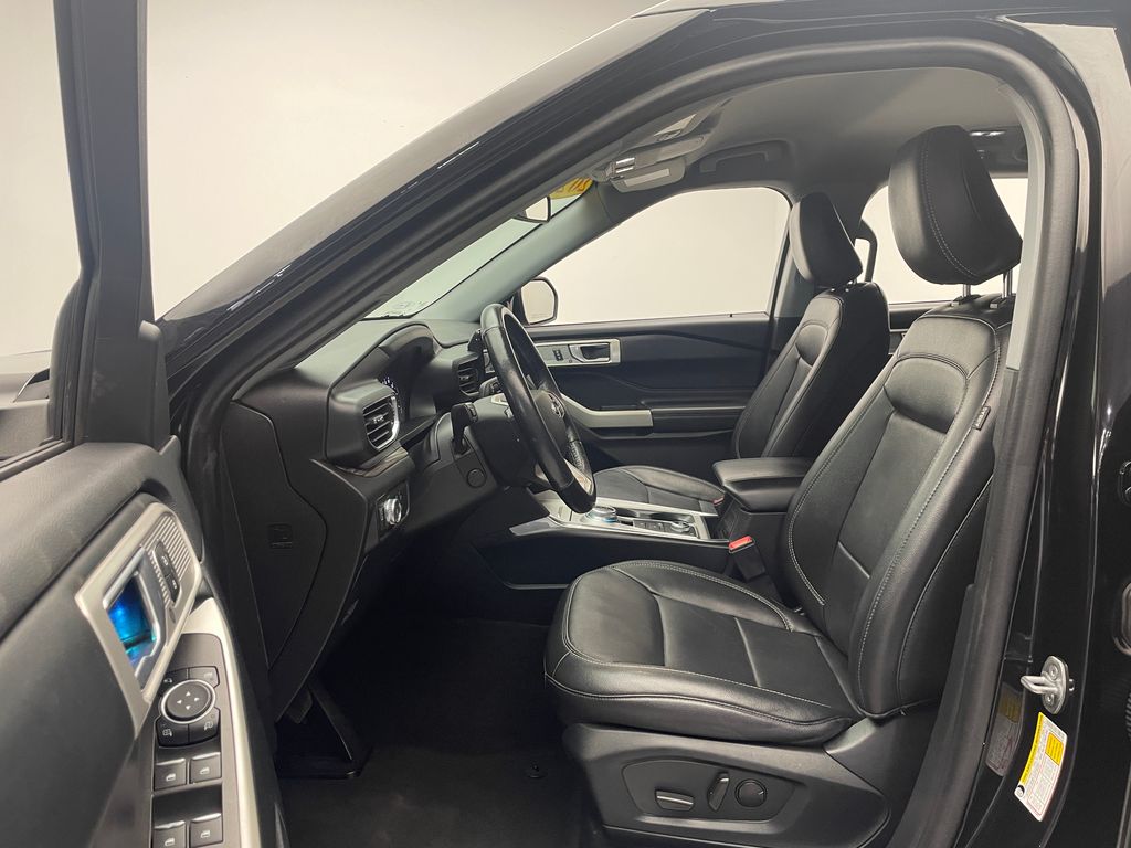 Thumbnail: 2022 Ford Explorer - 13