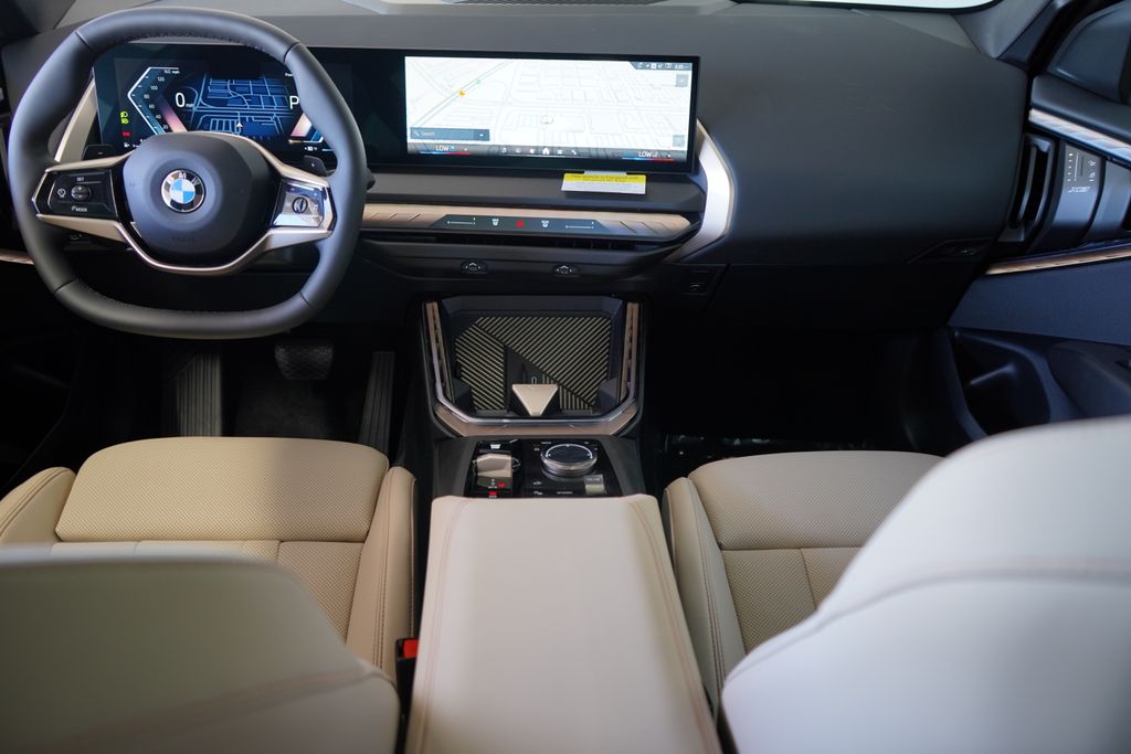 Thumbnail: 2025 BMW X3 - 13