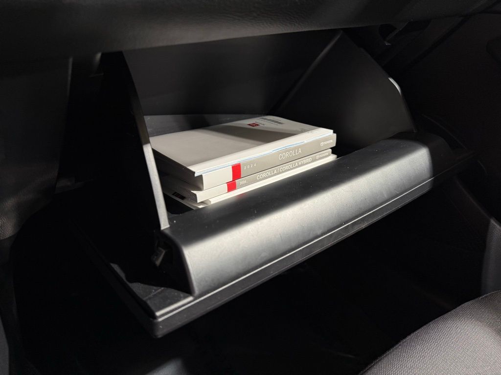 Thumbnail: 2024 Toyota Corolla - 26