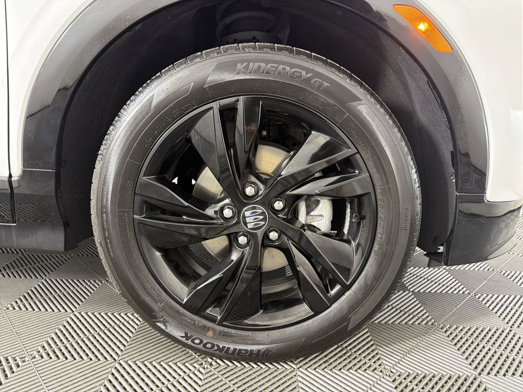 used 2024 Buick Encore GX car, priced at $18,977